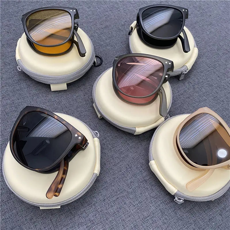 Folding sunglasses